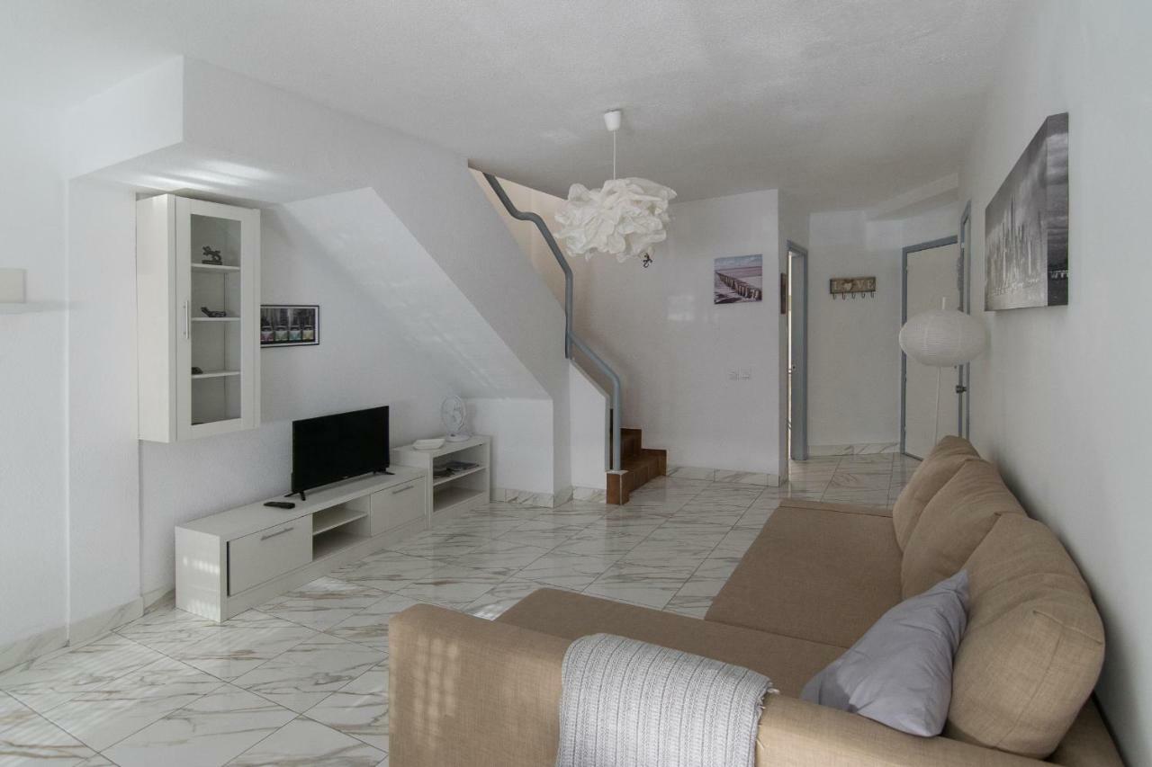 Home Queen Corralejo Buitenkant foto